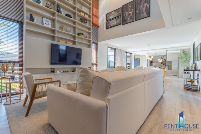 Imagem Casa com 3 Quartos à Venda, 431 m² em Santa Regina - Camboriú