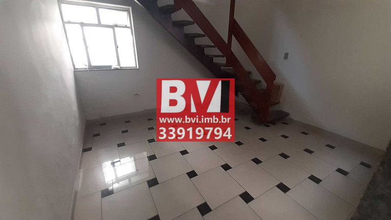Imagem Casa com 4 Quartos à Venda, 101 m² em Ramos - Rio De Janeiro Imagem Casa com 4 Quartos à Venda, 101 m² em Ramos - Rio De Janeiro