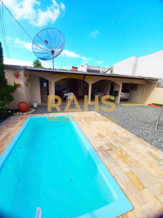 Casa com 2 Quartos à Venda, 360 m² em Boehmerwald - Joinville