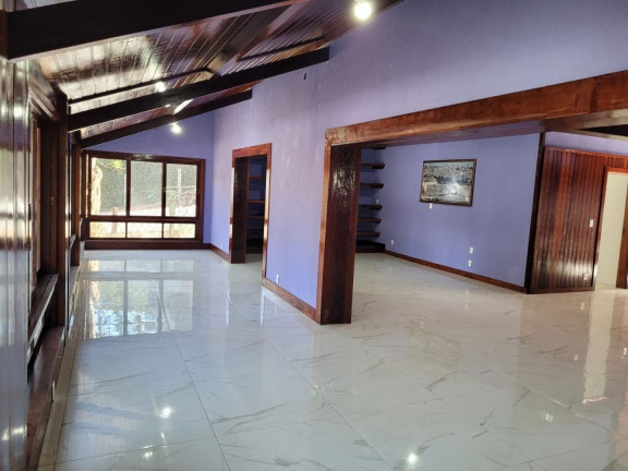 Imagem Casa com 4 Quartos à Venda, 1.600 m² em Albuquerque - Teresópolis Imagem Casa com 4 Quartos à Venda, 1.600 m² em Albuquerque - Teresópolis