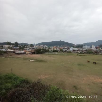 Imagem Apartamento com 2 Quartos à Venda, 65 m² em Cedro - Camboriú