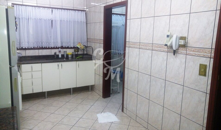 Imagem Casa com 4 Quartos à Venda, 267 m² em Vila Galvão - Jundiaí Imagem Casa com 4 Quartos à Venda, 267 m² em Vila Galvão - Jundiaí