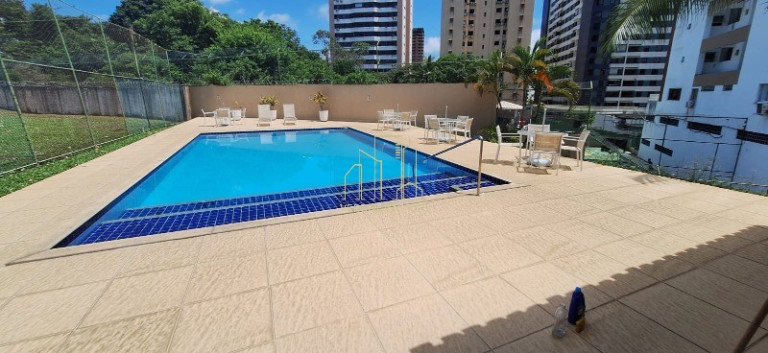 Imagem Imóvel com 4 Quartos à Venda, 240 m² em Pituba - Salvador