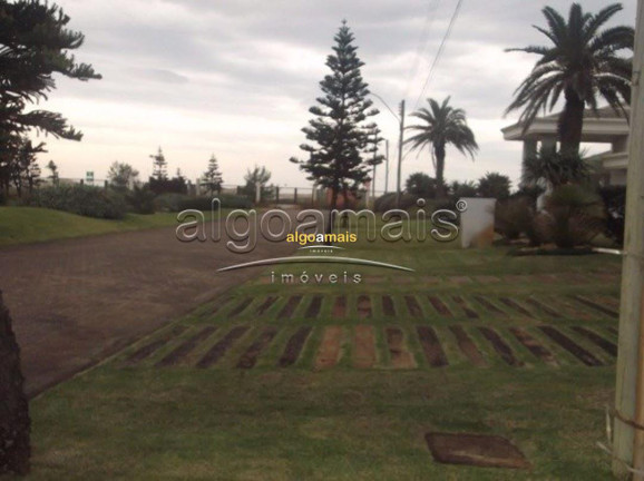 Casa com 6 Quartos à Venda, 374 m² em Condominio La Plage - Xangri-lá