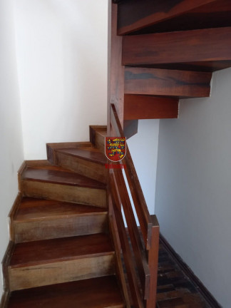 Imagem Sobrado com 3 Quartos à Venda, 304 m² em Balneário - Florianópolis Imagem Sobrado com 3 Quartos à Venda, 304 m² em Balneário - Florianópolis
