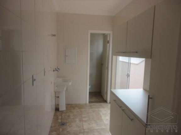 Imagem Casa com 3 Quartos à Venda, em Residencial Lago Sul - Bauru Imagem Casa com 3 Quartos à Venda, em Residencial Lago Sul - Bauru