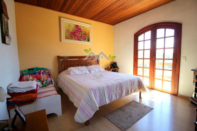 Imagem Casa com 3 Quartos à Venda, 240 m² em Vila Nova Suíça - Campos Do Jordão