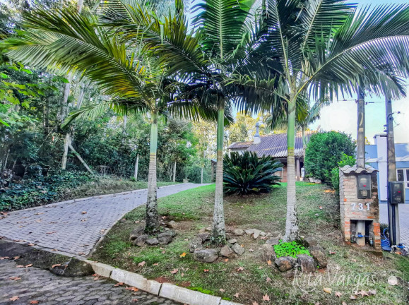 Imagem Imóvel com 2 Quartos à Venda, 154 m² em São Lucas - Viamão Imagem Imóvel com 2 Quartos à Venda, 154 m² em São Lucas - Viamão