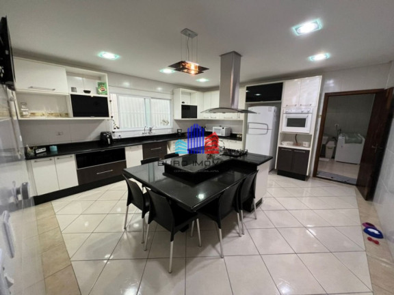 Sobrado com 3 Quartos à Venda, 140 m² em Canto Do Forte - Praia Grande