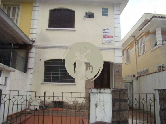 Sobrado com 4 Quartos à Venda, 250 m² em Jose Menino - Santos
