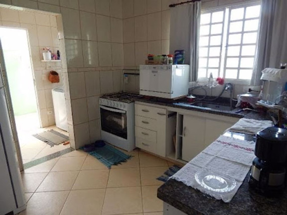Imagem Casa com 3 Quartos à Venda, 222 m² em Jardim Dos Pinheiros - Atibaia Imagem Casa com 3 Quartos à Venda, 222 m² em Jardim Dos Pinheiros - Atibaia