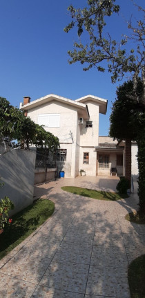 Sobrado com 5 Quartos à Venda, 216 m² em Pé De Plátano - Santa Maria