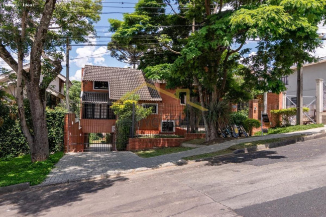 Imagem Casa com 5 Quartos à Venda, 452 m² em Vista Alegre - Curitiba