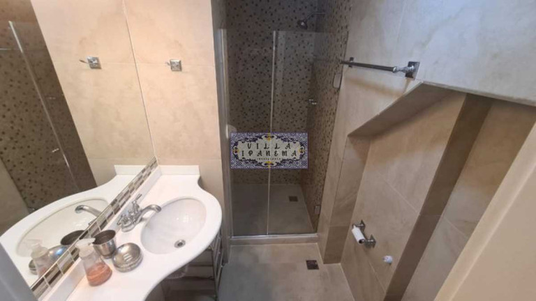 Imagem Apartamento com 2 Quartos à Venda, 119 m² em Copacabana - Rio De Janeiro Imagem Apartamento com 2 Quartos à Venda, 119 m² em Copacabana - Rio De Janeiro