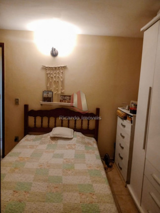 Imagem Casa de Condomínio com 2 Quartos à Venda, 80 m²