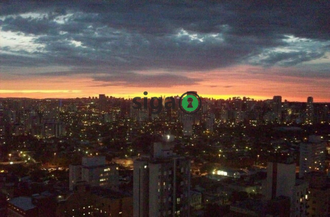 Apartamento com 3 Quartos à Venda, 180 m² em Indianópolis - São Paulo