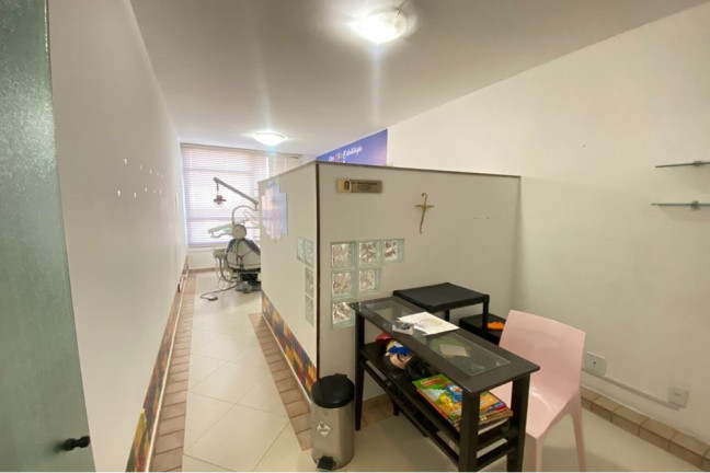 Sala Comercial à Venda, 32 m² em Vila Isabel - Rio De Janeiro