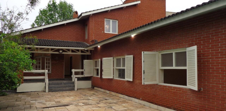 Casa com 4 Quartos para Alugar, 480 m² em Alphaville - Santana De Parnaíba