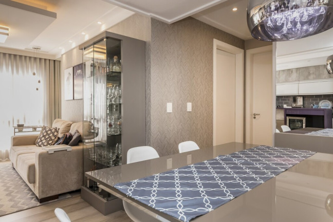 Imagem Apartamento com 2 Quartos à Venda, 64 m² em Independência - Porto Alegre