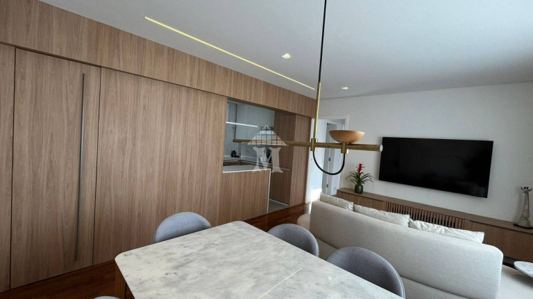 Imagem Apartamento com 2 Quartos à Venda, 80 m² em Cerqueira César - São Paulo