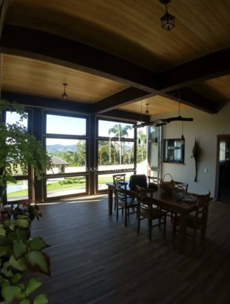 Chácara com 3 Quartos à Venda, 360 m² em Enseada Das Canoas - Paraibuna