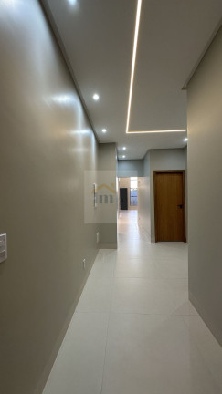 Imagem Casa com 4 Quartos à Venda, 218 m² em Jardim Presidente - Goiânia Imagem Casa com 4 Quartos à Venda, 218 m² em Jardim Presidente - Goiânia