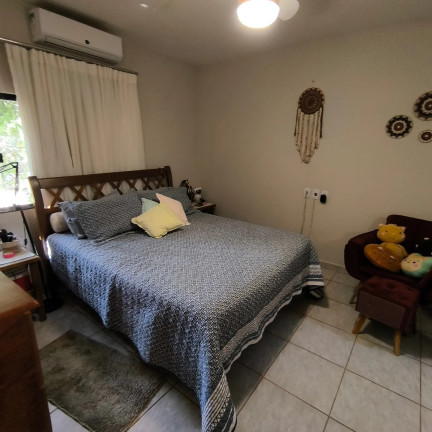 Imagem Casa com 5 Quartos à Venda, 220 m² em Parque Acalanto - Goiania Imagem Casa com 5 Quartos à Venda, 220 m² em Parque Acalanto - Goiania