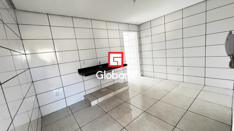Imagem Apartamento com 3 Quartos para Alugar, 75 m² em Vila Sumaré - Montes Claros Imagem Apartamento com 3 Quartos para Alugar, 75 m² em Vila Sumaré - Montes Claros