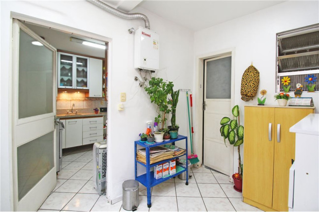 Imagem Imóvel com 3 Quartos à Venda, em Menino Deus - Porto Alegre Imagem Imóvel com 3 Quartos à Venda, em Menino Deus - Porto Alegre