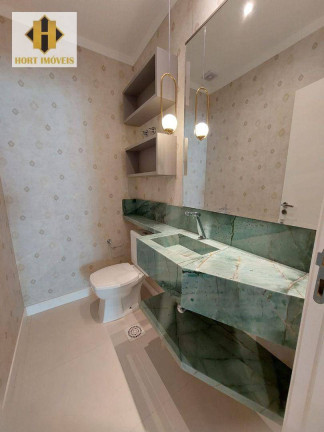 Imagem Apartamento com 4 Quartos à Venda ou Locação, 175 m² em Meia Praia - Itapema Imagem Apartamento com 4 Quartos à Venda ou Locação, 175 m² em Meia Praia - Itapema