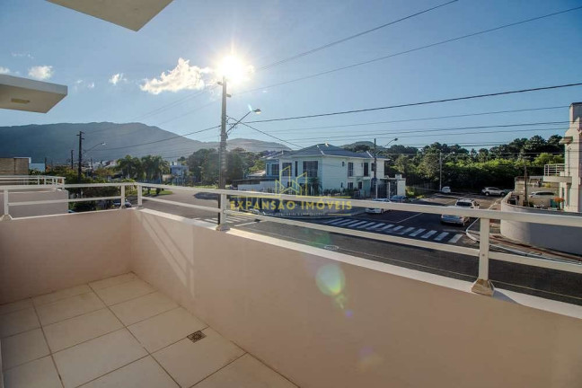 Imagem Casa com 4 Quartos à Venda, 260 m² em São João Do Rio Vermelho - Florianópolis