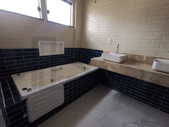 Imagem Casa com 4 Quartos à Venda, em Coqueiro - Belém Imagem Casa com 4 Quartos à Venda, em Coqueiro - Belém
