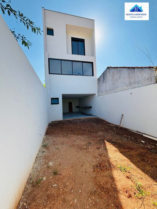 Imagem Casa com 3 Quartos à Venda, 137 m² em Parque Jambeiro - Campinas