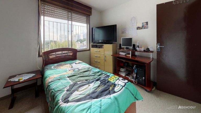 Imagem Imóvel com 2 Quartos à Venda, 60 m² em Cristal - Porto Alegre Imagem Imóvel com 2 Quartos à Venda, 60 m² em Cristal - Porto Alegre