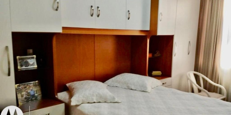 Imagem Apartamento com 3 Quartos à Venda, 130 m² em Centro - Curitiba