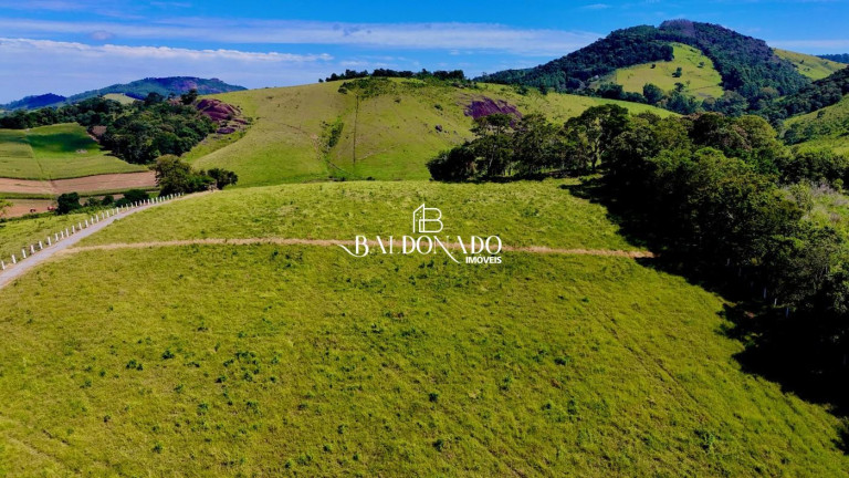 Terreno à Venda, 9.050 m² em Centro - Toledo