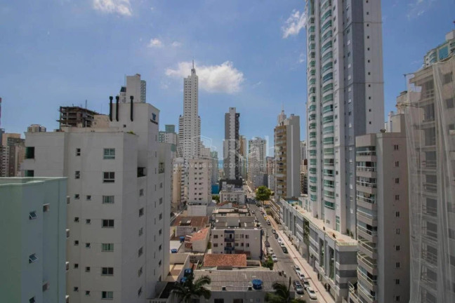 Imagem Apartamento com 3 Quartos à Venda, 130 m² em Centro - Balneário Camboriú Imagem Apartamento com 3 Quartos à Venda, 130 m² em Centro - Balneário Camboriú
