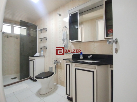 Imagem Apartamento com 2 Quartos à Venda, 91 m² em Centro - Florianópolis Imagem Apartamento com 2 Quartos à Venda, 91 m² em Centro - Florianópolis