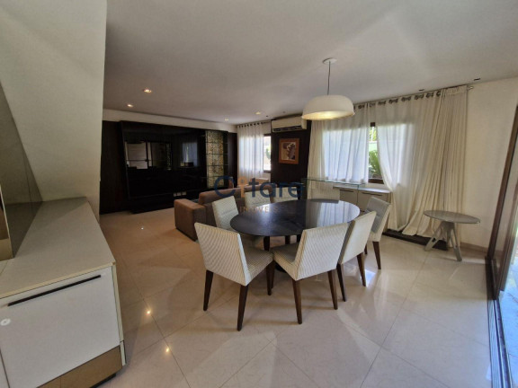 Imagem Casa com 3 Quartos à Venda, 181 m² em Edson Queiroz - Fortaleza Imagem Casa com 3 Quartos à Venda, 181 m² em Edson Queiroz - Fortaleza