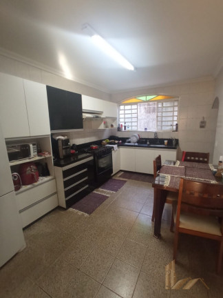 Imagem Casa com 3 Quartos à Venda, 360 m² em Planalto - Belo Horizonte Imagem Casa com 3 Quartos à Venda, 360 m² em Planalto - Belo Horizonte