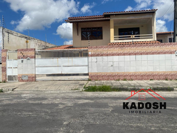 Casa com 4 Quartos para Alugar, 200 m² em Santa Mônica - Feira De Santana