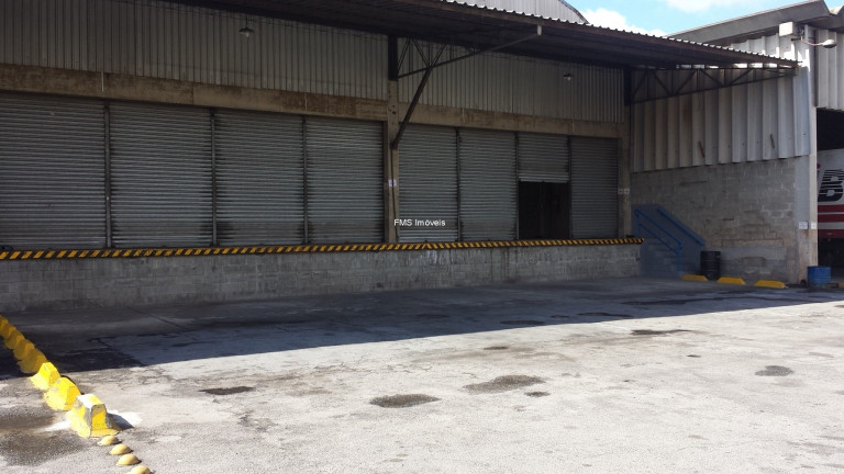 Imóvel para Alugar, 480 m² em Vila São Rafael - Guarulhos