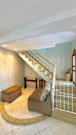 Imagem Casa com 3 Quartos à Venda, 450 m² em Marcílio De Noronha - Viana Imagem Casa com 3 Quartos à Venda, 450 m² em Marcílio De Noronha - Viana