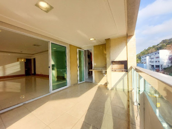 Imagem Apartamento com 3 Quartos à Venda, 180 m² em Várzea - Teresópolis