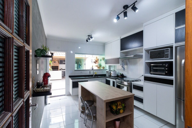 Imagem Casa com 3 Quartos à Venda, 140 m² em Parque São Domingos - São Paulo Imagem Casa com 3 Quartos à Venda, 140 m² em Parque São Domingos - São Paulo