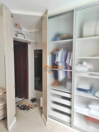 Imagem Casa com 3 Quartos à Venda, 219 m² em Jardim Santa Mena - Guarulhos Imagem Casa com 3 Quartos à Venda, 219 m² em Jardim Santa Mena - Guarulhos