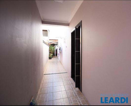 Imagem Sobrado com 3 Quartos à Venda, 200 m² em Jardim Stella - Santo André Imagem Sobrado com 3 Quartos à Venda, 200 m² em Jardim Stella - Santo André