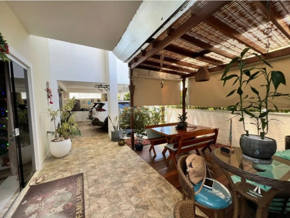 Imagem Casa com 4 Quartos à Venda, 325 m² em Buraquinho - Lauro De Freitas