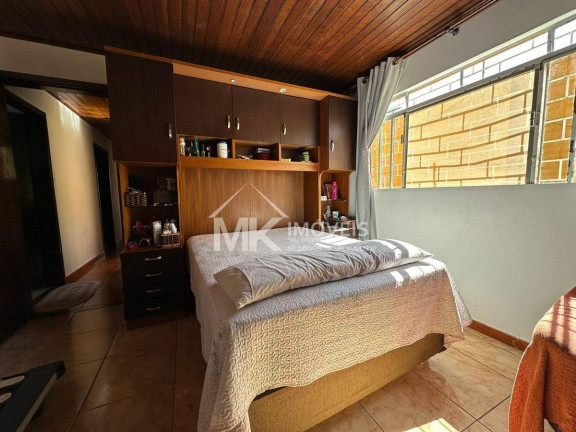 Imagem Casa com 3 Quartos à Venda, 199 m² em Maria Antonieta - Pinhais