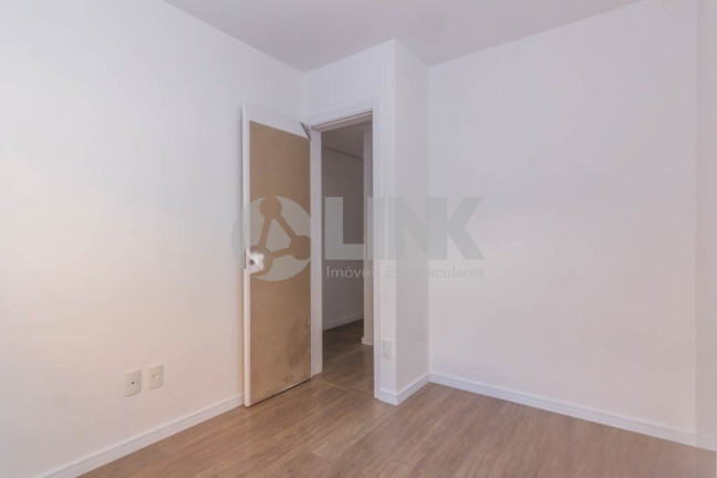 Imagem Apartamento com 3 Quartos à Venda, 75 m² em Petrópolis - Porto Alegre